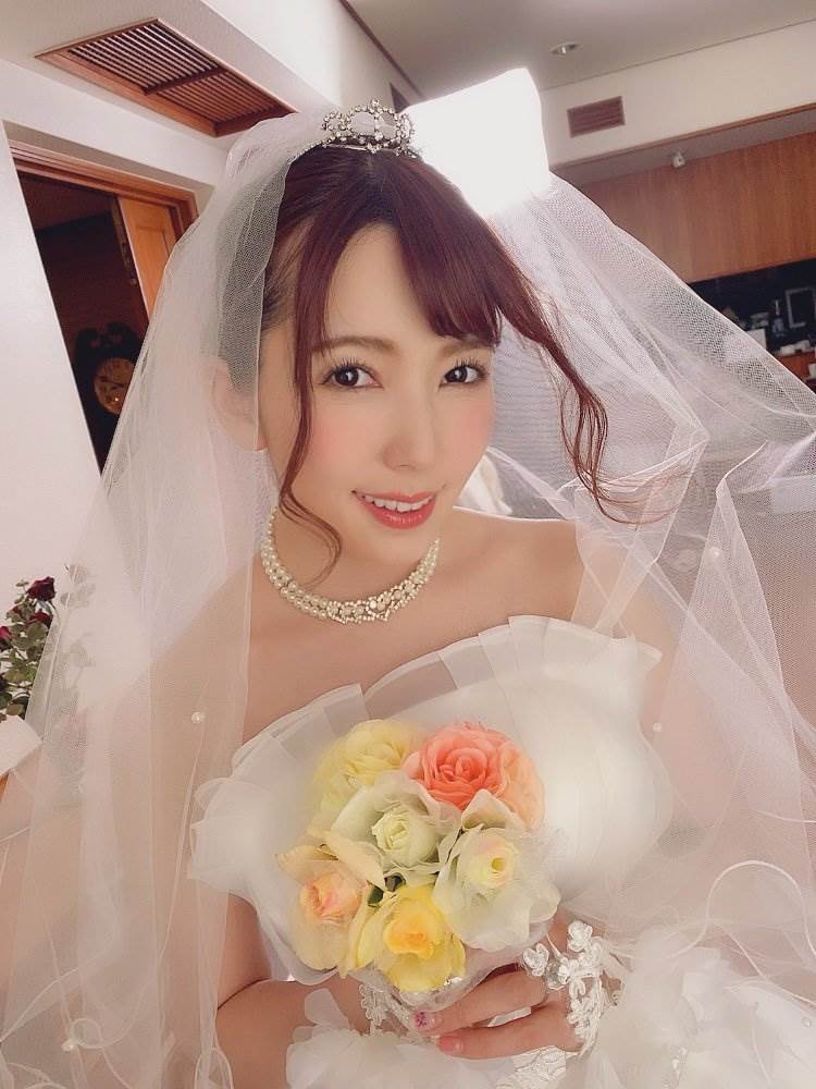 波多野結衣想婚了 只需 年滿17歲 不排斥姊弟戀 希望他能接受我拍這麼多片 花生時報